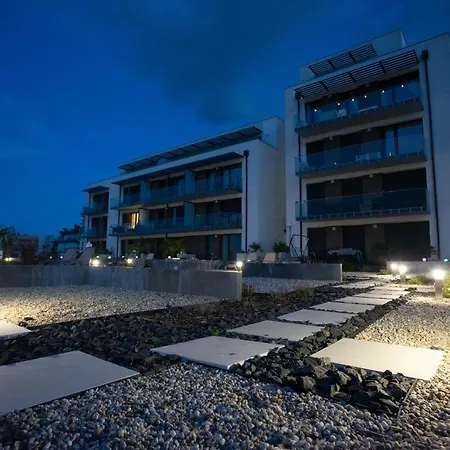 Lakeview 305 Beachfront Апартаменты Фоньод