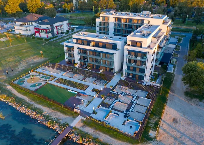 Lakeview 305 Beachfront דירה Fonyód